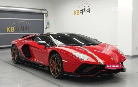 Lamborghini Aventador I рестайлинг, 2021 год, 33 000 000 рублей, 3 фотография