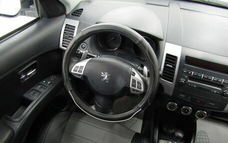 Peugeot 4007, 2011 год, 895 000 рублей, 15 фотография