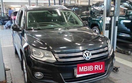 Volkswagen Tiguan I, 2013 год, 1 669 500 рублей, 2 фотография