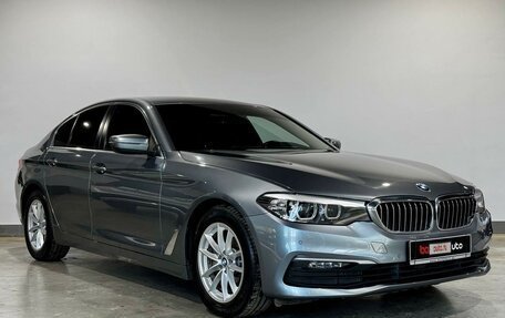 BMW 5 серия, 2018 год, 3 090 000 рублей, 3 фотография