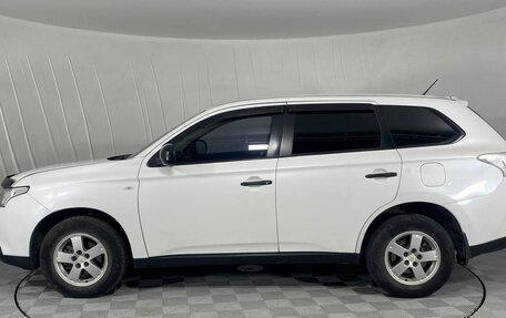 Mitsubishi Outlander III рестайлинг 3, 2012 год, 1 375 000 рублей, 8 фотография