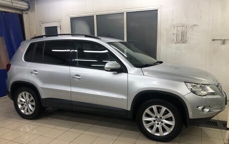 Volkswagen Tiguan I, 2010 год, 1 750 000 рублей, 10 фотография