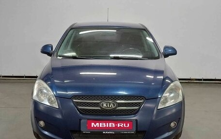 KIA cee'd I рестайлинг, 2008 год, 649 000 рублей, 2 фотография