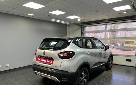 Renault Kaptur I рестайлинг, 2018 год, 1 899 000 рублей, 6 фотография