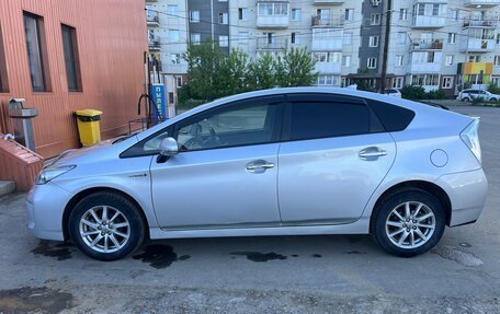 Toyota Prius, 2013 год, 1 450 000 рублей, 3 фотография