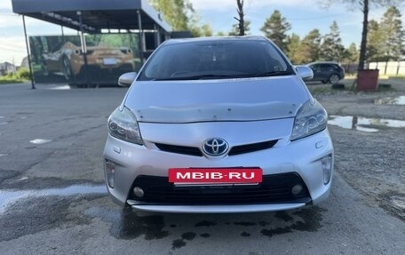 Toyota Prius, 2013 год, 1 450 000 рублей, 2 фотография