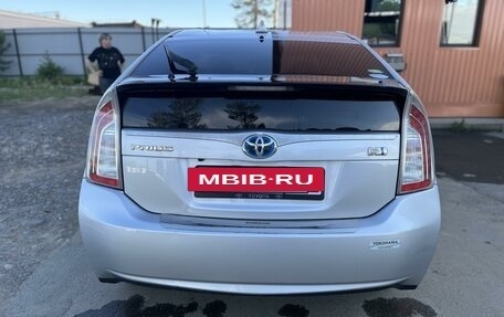 Toyota Prius, 2013 год, 1 450 000 рублей, 5 фотография