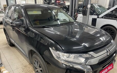 Mitsubishi Outlander III рестайлинг 3, 2019 год, 2 345 000 рублей, 2 фотография