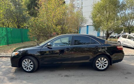 Toyota Camry, 2010 год, 1 400 000 рублей, 4 фотография