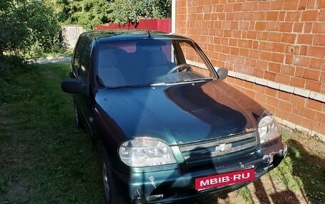 Chevrolet Niva I рестайлинг, 2005 год, 215 000 рублей, 2 фотография