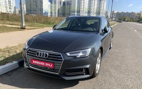 Audi A4, 2018 год, 2 450 000 рублей, 1 фотография