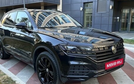 Volkswagen Touareg III, 2020 год, 6 599 000 рублей, 3 фотография