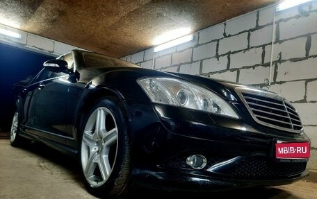 Mercedes-Benz S-Класс, 2008 год, 2 000 000 рублей, 1 фотография