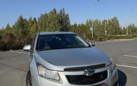 Chevrolet Cruze II, 2011 год, 860 000 рублей, 6 фотография