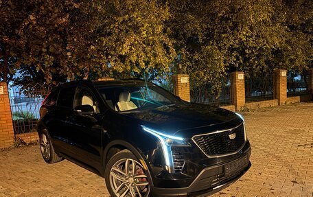 Cadillac XT4 I, 2022 год, 3 950 000 рублей, 2 фотография