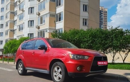 Mitsubishi Outlander III рестайлинг 3, 2011 год, 2 300 000 рублей, 1 фотография