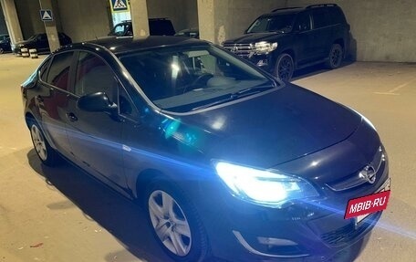 Opel Astra J, 2013 год, 1 430 000 рублей, 16 фотография