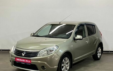 Renault Sandero I, 2011 год, 650 000 рублей, 1 фотография