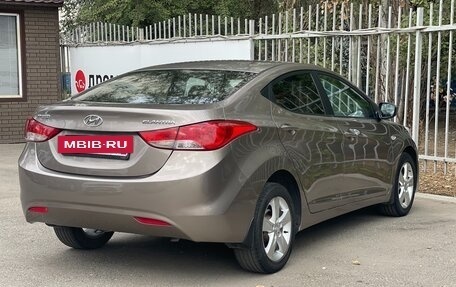 Hyundai Elantra V, 2011 год, 950 000 рублей, 13 фотография