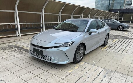 Toyota Camry, 2024 год, 4 750 000 рублей, 2 фотография