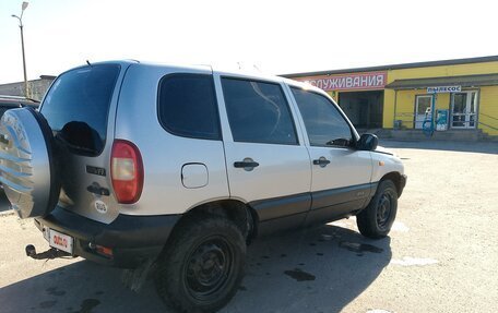 Chevrolet Niva I рестайлинг, 2004 год, 320 000 рублей, 3 фотография