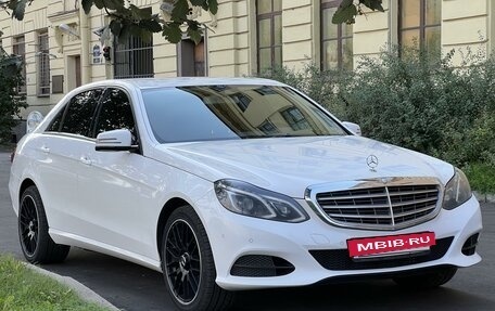 Mercedes-Benz E-Класс, 2013 год, 2 250 000 рублей, 2 фотография