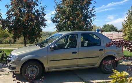 Renault Logan I, 2011 год, 950 000 рублей, 2 фотография