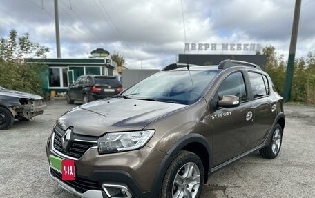 Renault Sandero II рестайлинг, 2018 год, 1 069 000 рублей, 2 фотография