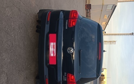 Volkswagen Tiguan I, 2011 год, 1 660 000 рублей, 6 фотография