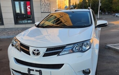 Toyota RAV4, 2013 год, 2 399 000 рублей, 1 фотография