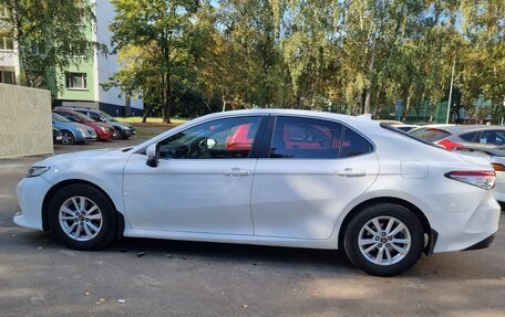 Toyota Camry, 2019 год, 2 550 000 рублей, 3 фотография