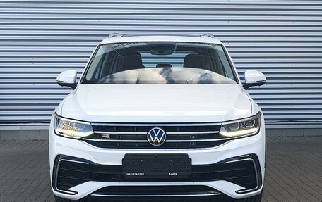 Volkswagen Tiguan II, 2023 год, 5 350 000 рублей, 2 фотография