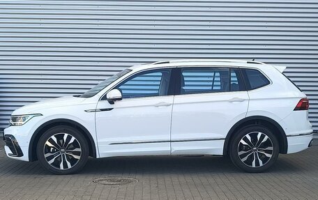 Volkswagen Tiguan II, 2023 год, 5 350 000 рублей, 5 фотография