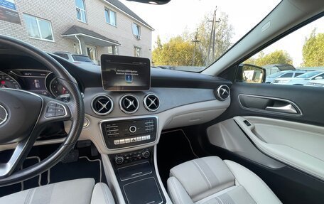 Mercedes-Benz GLA, 2019 год, 3 300 000 рублей, 12 фотография