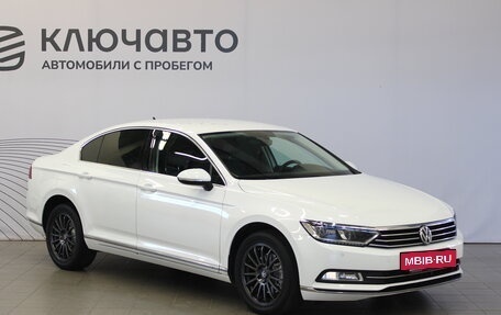 Volkswagen Passat B8 рестайлинг, 2016 год, 2 031 000 рублей, 3 фотография