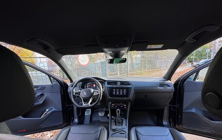 Volkswagen Tiguan II, 2021 год, 5 550 000 рублей, 19 фотография