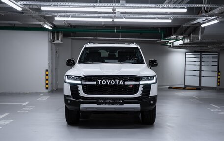 Toyota Land Cruiser, 2024 год, 13 800 000 рублей, 4 фотография