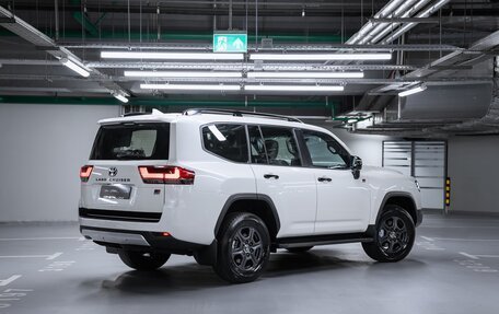 Toyota Land Cruiser, 2024 год, 13 800 000 рублей, 11 фотография