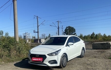 Hyundai Solaris II рестайлинг, 2018 год, 1 050 000 рублей, 1 фотография