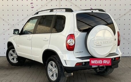 Chevrolet Niva I рестайлинг, 2016 год, 850 000 рублей, 5 фотография