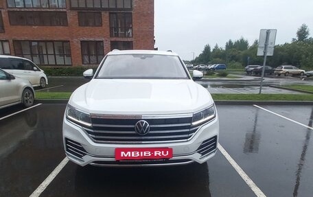 Volkswagen Touareg III, 2021 год, 7 600 000 рублей, 3 фотография