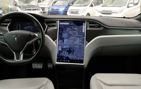 Tesla Model S I, 2014 год, 2 739 196 рублей, 4 фотография