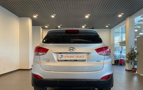 Hyundai ix35 I рестайлинг, 2013 год, 1 345 000 рублей, 4 фотография