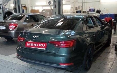 Audi A4, 2018 год, 2 415 000 рублей, 3 фотография