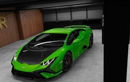 Lamborghini Huracán, 2024 год, 44 000 000 рублей, 2 фотография