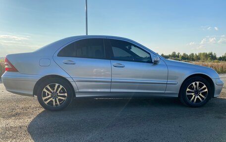 Mercedes-Benz C-Класс, 2006 год, 800 000 рублей, 7 фотография