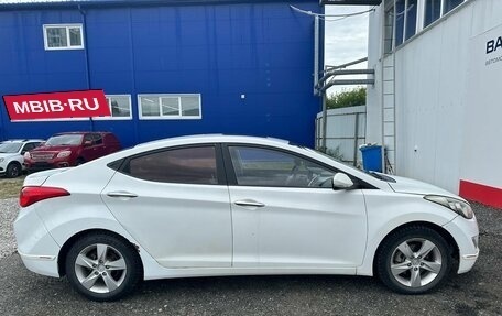 Hyundai Avante, 2011 год, 790 000 рублей, 3 фотография