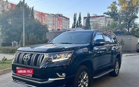 Toyota Land Cruiser Prado 150 рестайлинг 2, 2019 год, 5 450 000 рублей, 2 фотография