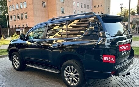 Toyota Land Cruiser Prado 150 рестайлинг 2, 2019 год, 5 450 000 рублей, 3 фотография