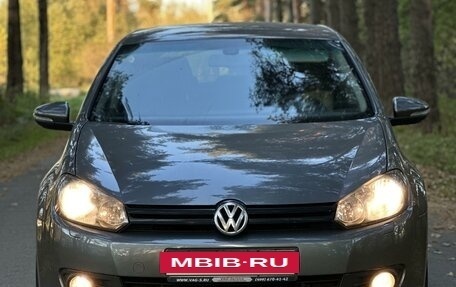 Volkswagen Golf VI, 2011 год, 1 050 000 рублей, 2 фотография